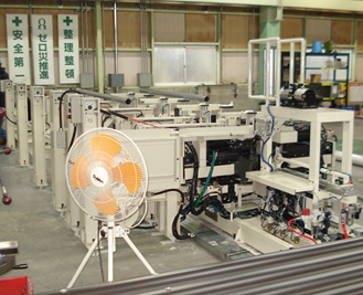 引込み電柱パイプ穴加工専用機